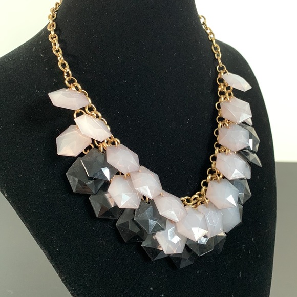 Grey and black statement necklace - Picture 4 of 9